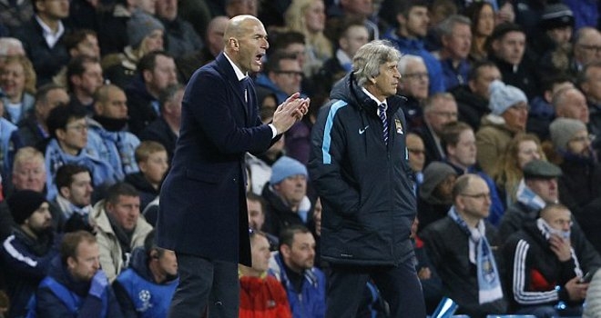 hlv zidane noi gi khi bi to chu y cam hoa truoc man city? hinh anh 1