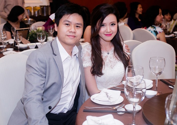phan-thanh-lai-dang-anh-nam-chat-tay-midu