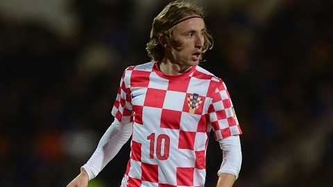 tien ve Luka Modric hinh anh 4