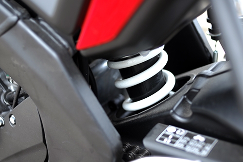 chi-tiet-yamaha-xabre-tai-ha-noi-10