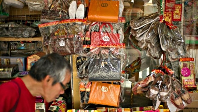 Gucci yêu cầu các cửa hàng Hồng Kông ngung bán hàng mã nhãn Gucci /// AFP