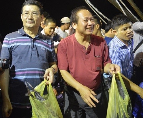 Chinh phu cap gao ho tro ngu dan bi thiet hai do ca chet hinh anh 1