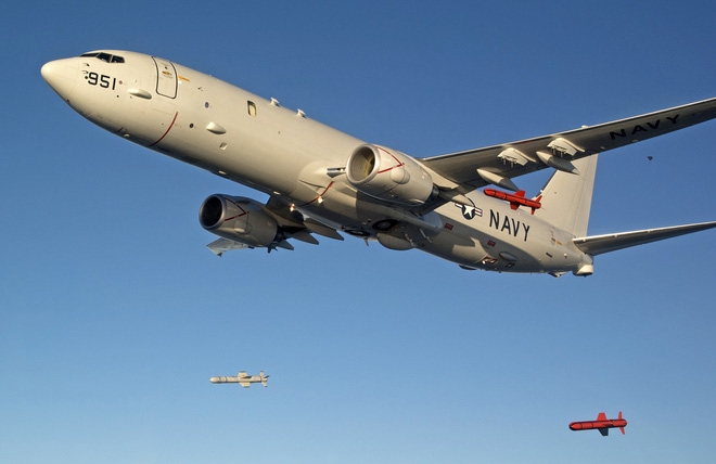  Máy bay tuần thám, săn ngàm P-8 Poseidon của Mỹ. 