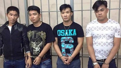 Thieu nu thua ca do bong da, con do ep nguoi khac tra thay hinh anh 1