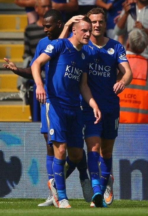 13 tháng Leicester từ đội bét bảng đến nhà vô địch cổ tích - ảnh thể thao