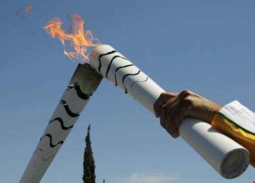 Euro 2016 và Olympic Rio đi trong bão tố - 1