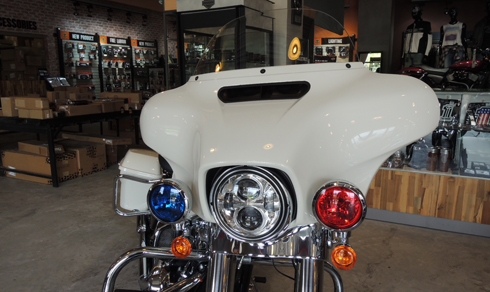 bo-doi-xe-harley-davidson-canh-sat-my-tai-viet-nam-2