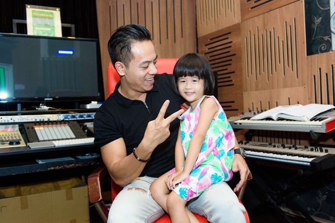 DJ Hoang Anh: 'DJ Bo qua doi hon 4 nam toi moi co ban gai' hinh anh 2