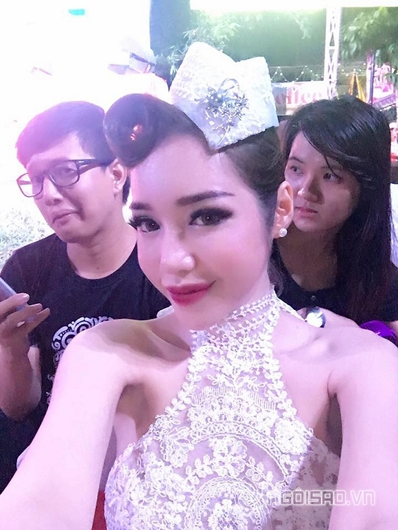 Elly Trần bị chê xấu 2