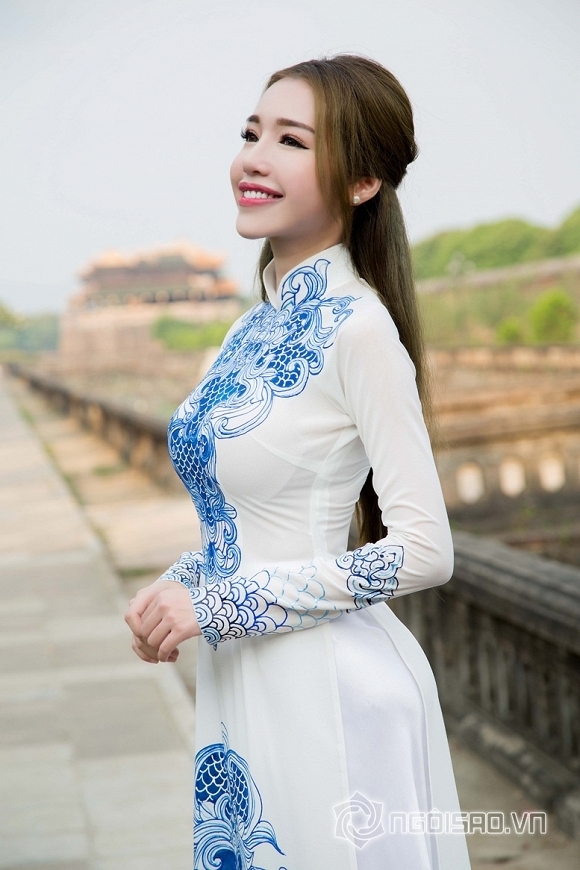 Elly Trần bị chê xấu 9