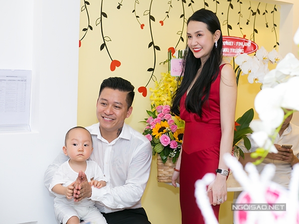 tuan-hung-co-gang-ep-con-trai-cuoi-5