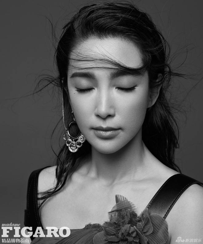 Ly Bang Bang lan dau khoe noi y tren tap chi hinh anh 6