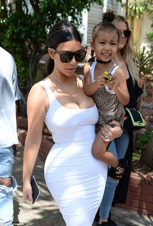 vo-chong-kim-kardashian-hon-nhau-tinh-tu-o-cuba-8