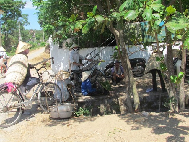 muon “chieu” doi pho nang 40 do c cua nong dan ha tinh hinh anh 9