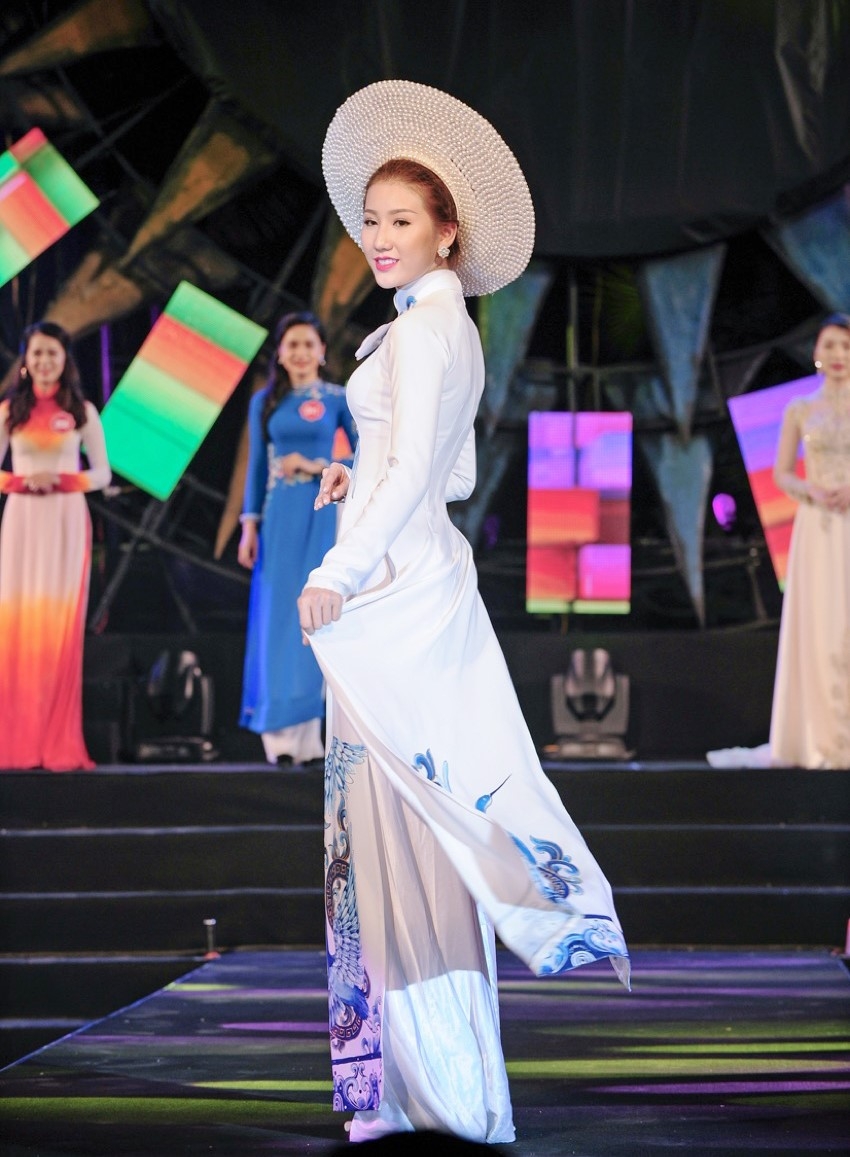 Thi sinh Hoa hau Bien khoe dang trong trang phuc ao tam hinh anh 8