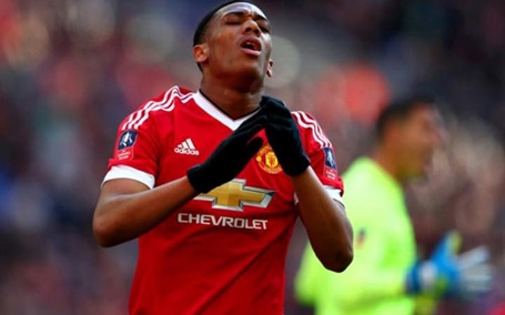 Martial không thể góp mặt ở trận gặp West Ham