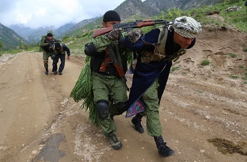 Mục kích diễn tập chống khủng bố lớn nhất lịch sử Tajikistan - ảnh 12