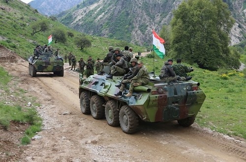 Mục kích diễn tập chống khủng bố lớn nhất lịch sử Tajikistan - ảnh 14