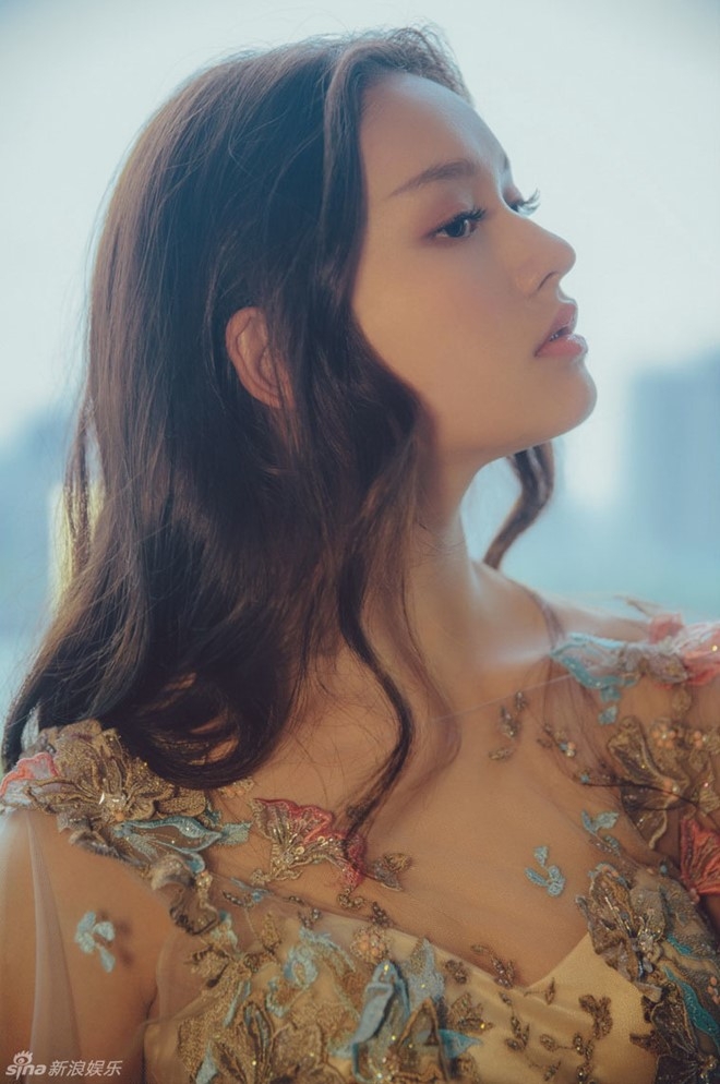 'My nhan ngu' long lanh giua tin don het thoi o tuoi 20 hinh anh 2