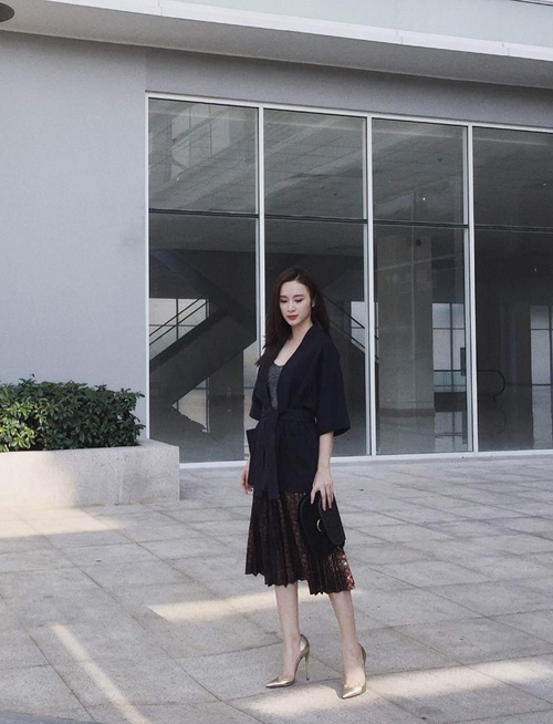 street-style-ngay-cang-chat-cua-angela-phuong-trinh-1