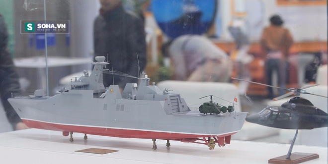  Mô hình tàu Sigma-8914 được Tập đoàn Damen trưng bày tại Triển lãm Vietship 2016 ở Hà Nội. 