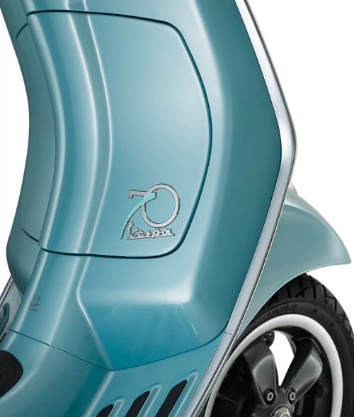 ngam an pham xe ga dac biet ky niem 70 tuoi cua vespa hinh anh 4