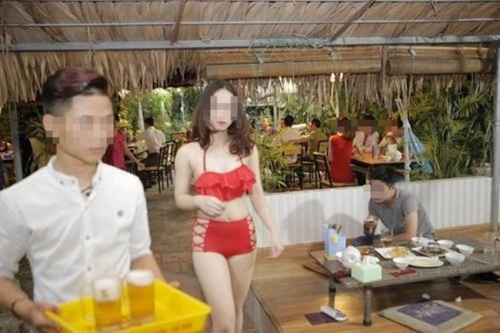 Nhân viên mặc bikini: Sở VH-TT vào cuộc, nhà hàng ‘kêu oan’ - Ảnh 1