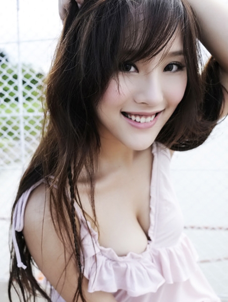 thien-than-sexy-hong-kong-len-doi-nho-cap-ke-con-ty-phu