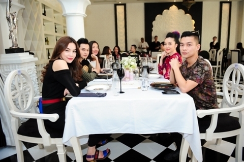 Ha Ho - Linh Nga se la ban than vi qua giong nhau