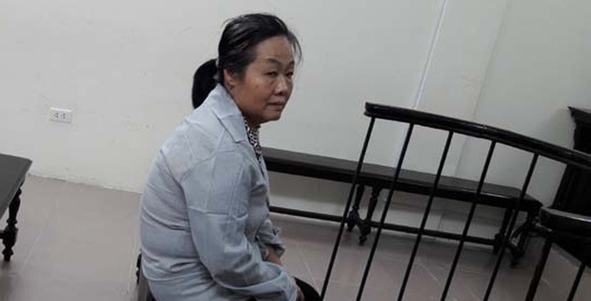 Mang cả quyết định dỏm nhờ Phó phòng Nội vụ giúp đỡ
