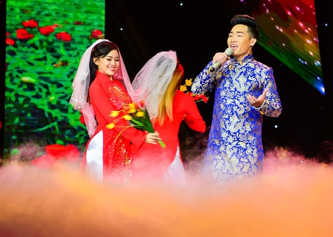 Tạ Đình Nguyên có thể hiện chỉn chu ở cả 2 tiết mục. Ảnh: Nguyễn Bá Ngọc
