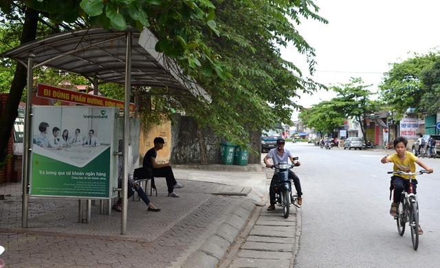  Điểm xe bus 202, nơi em Trần Thị Hà cùng mẹ đón xe. Ảnh: Đ.Tuỳ 