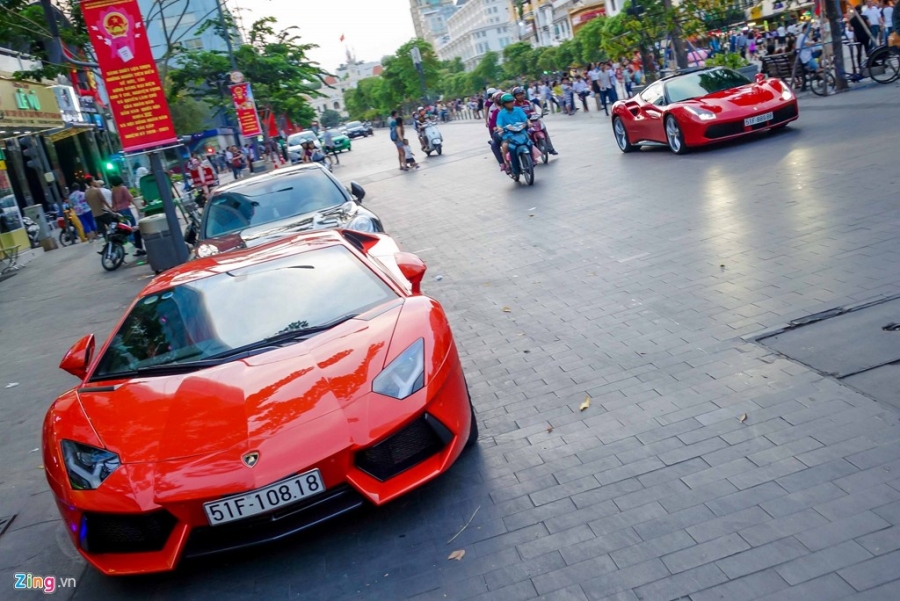 Dan sieu xe trieu do cua dai gia tren pho di bo Nguyen Hue  hinh anh 6