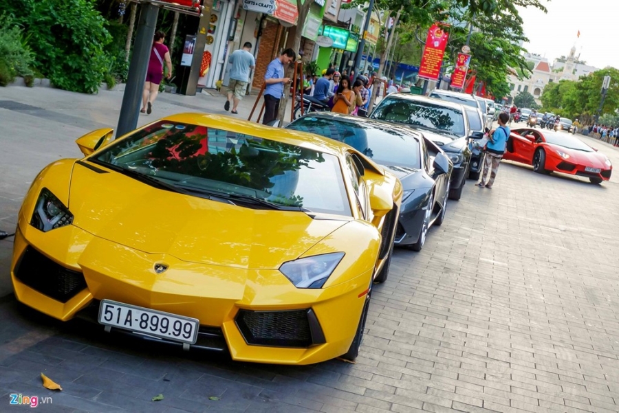 Dan sieu xe trieu do cua dai gia tren pho di bo Nguyen Hue  hinh anh 7