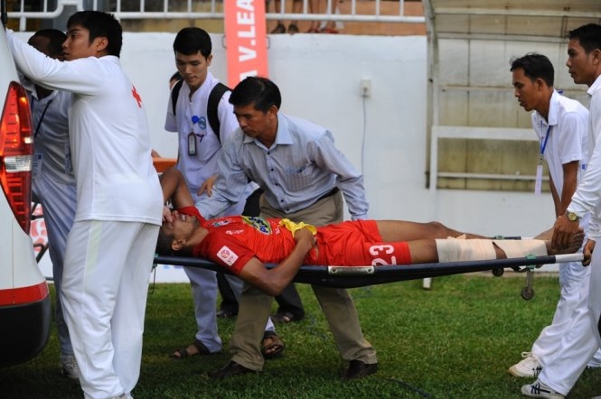 HAGL thắng kịch tính Long An tại Pleiku