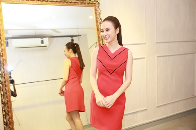 Một ngày bận rộn của Angela Phương Trinh trước LHP Cannes1