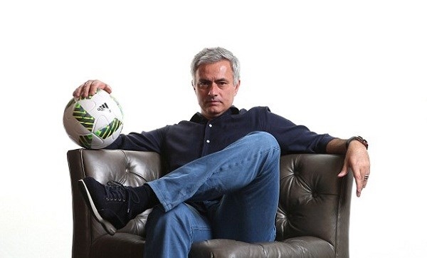 M.U ve vãn Ibrahimovic, PSG thương lượng với Mourinho - ảnh 2