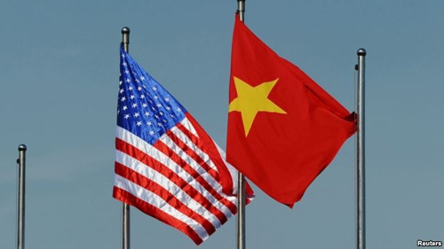 thoi-co-thuan-loi-de-obama-do-bo-lenh-cam-van-vu-khi-voi-viet-nam-1