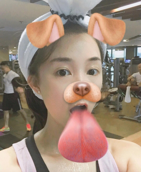 Trào lưu mới siêu hot: Ai mê selfie, nhất định phải có những tấm hình này chụp bằng filter của Snapchat  - Ảnh 1.