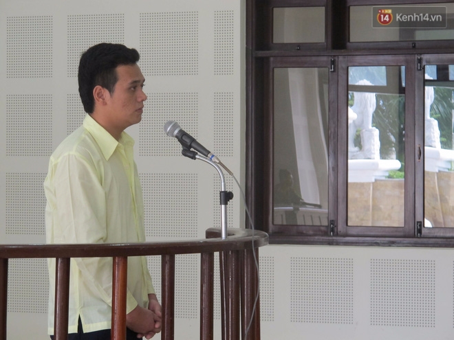 Đà Nẵng: Nam thanh niên cướp nhẫn đính kim cương của du khách nước ngoài lãnh án - Ảnh 1.