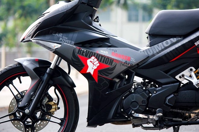 Exciter 150 màu xám nam tính của biker Phú Yên 1