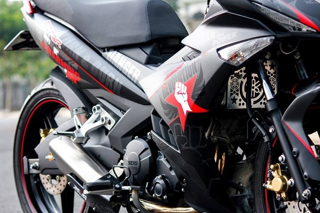 Exciter 150 màu xám nam tính của biker Phú Yên 3