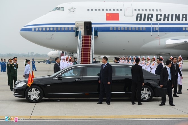 Không có xe riêng như Obama, nguyên thủ đến Việt Nam đi xe nào? 5