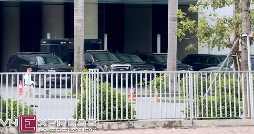 Limousine của tổng thống Mỹ xuất hiện tại Việt Nam 1