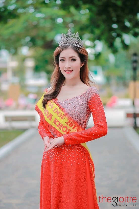 Ngất ngây trước vẻ đẹp “đúng chuẩn hoa hậu” của cô gái Sài Thành