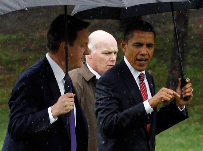 Nguoi 'nhu hinh voi bong' bao ve Tong thong Obama hinh anh 6