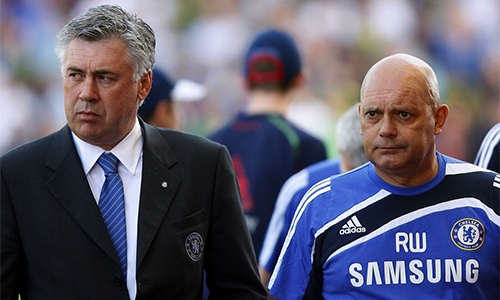 gareth-bale-da-dam-sau-lung-carlo-ancelotti-nhu-the-nao