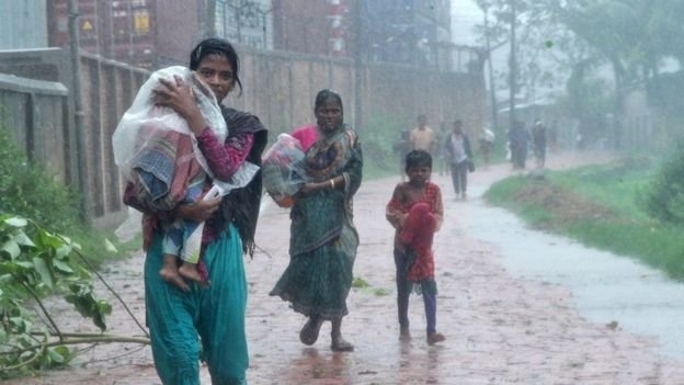 Bão mạnh tràn qua Bangladesh, 24 người chết, 100 bị thương