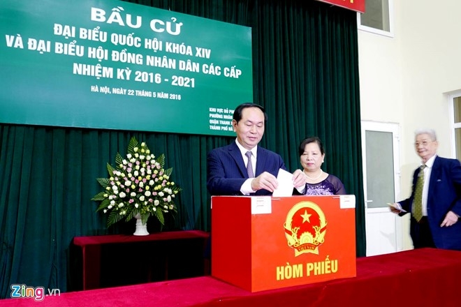 Khong khi bau cu dai bieu Quoc hoi, HDND o Ha Noi, TP HCM hinh anh 3