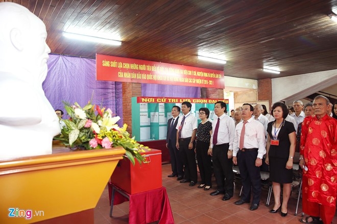 Khong khi bau cu dai bieu Quoc hoi, HDND o Ha Noi, TP HCM hinh anh 5